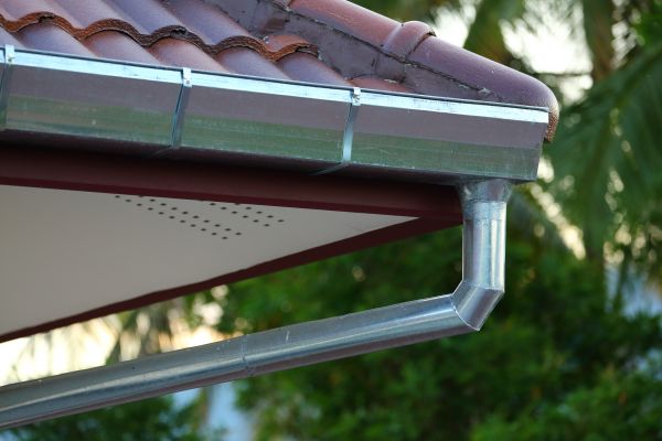 Metal Gutter Repair in South Zanesville